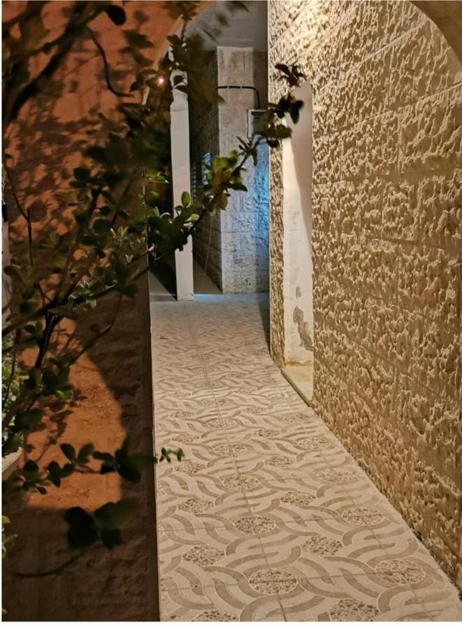 Orchid Apartment Wadi Musa Esterno foto
